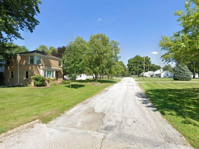 House image located at Moline, IL 61265