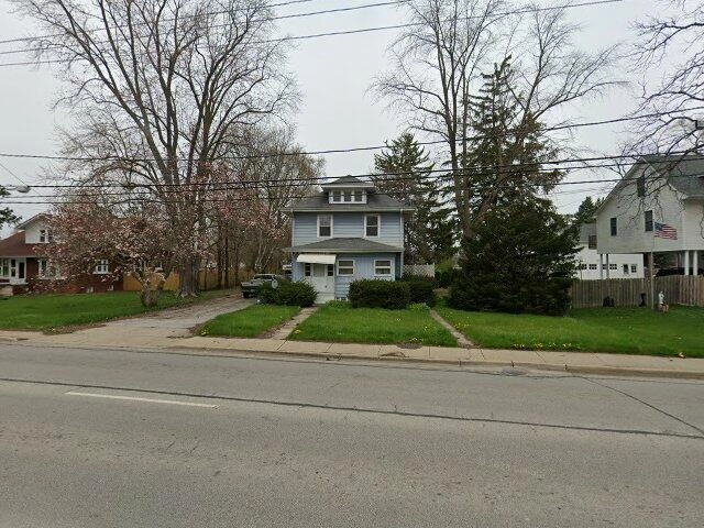 House image located at Aurora, IL 60506