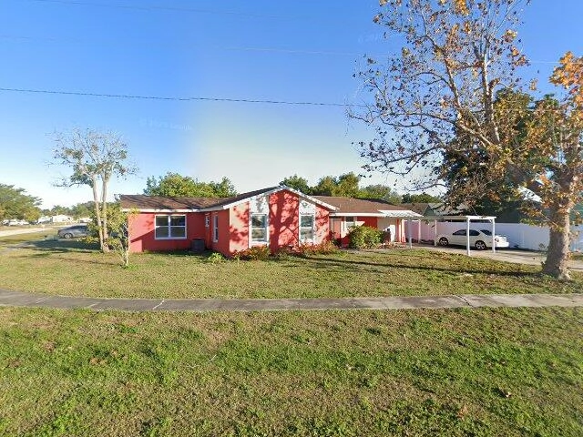 House image located at North Fort Myers, FL 33903