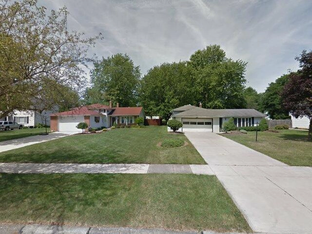 House image located at North Olmsted, OH 44070
