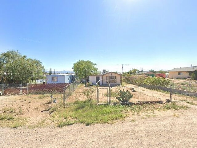 House image located at Kingman, AZ 86409