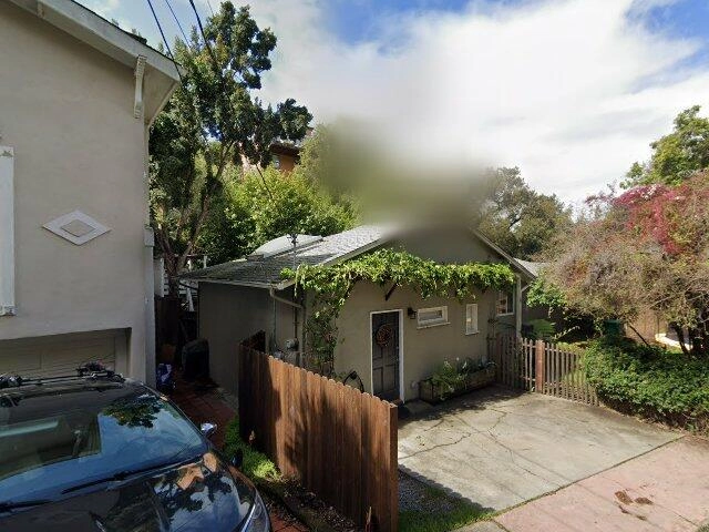 House image located at Oakland, CA 94602