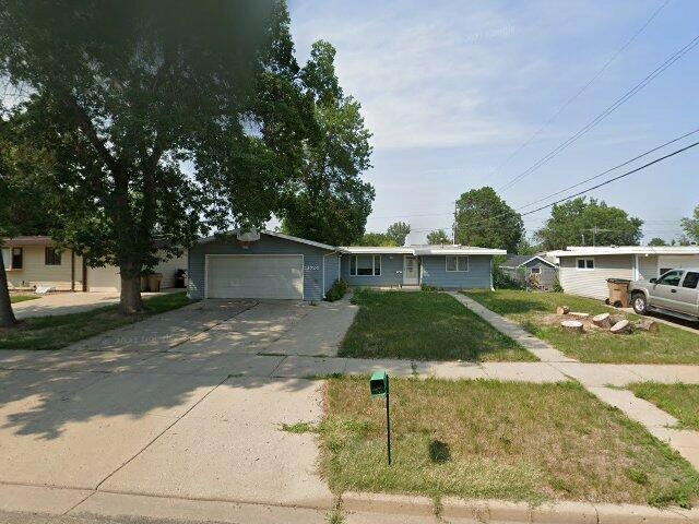 House image located at Minot, ND 58701