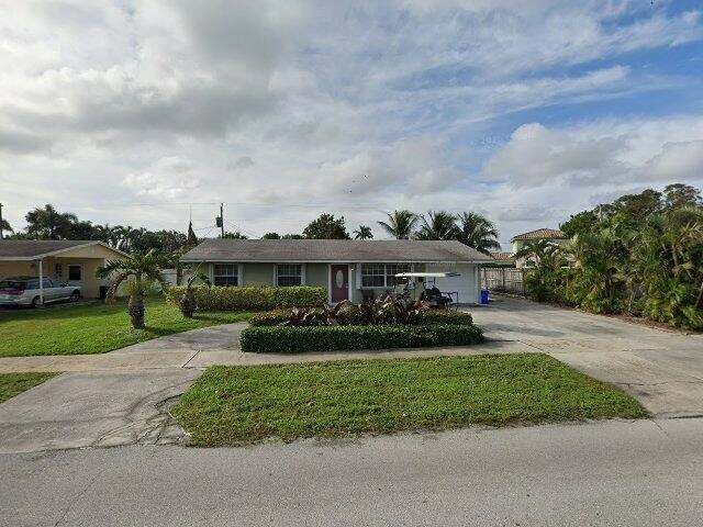 House image located at North Palm Beach, FL 33408