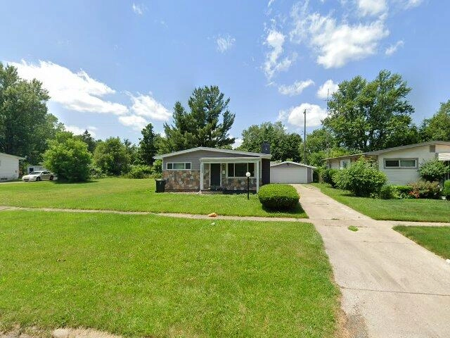 House image located at Flint, MI 48503