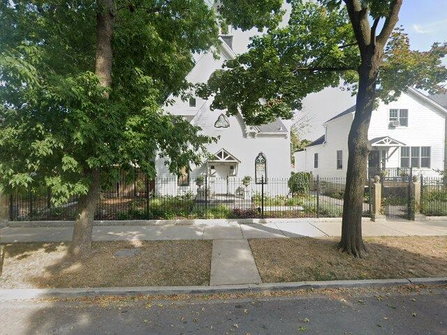 House image located at Chicago, IL 60647