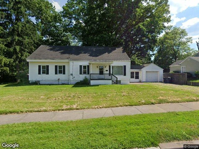 House image located at Akron, OH 44314