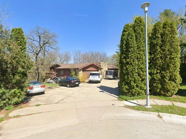 House image located at Dubuque, IA 52001
