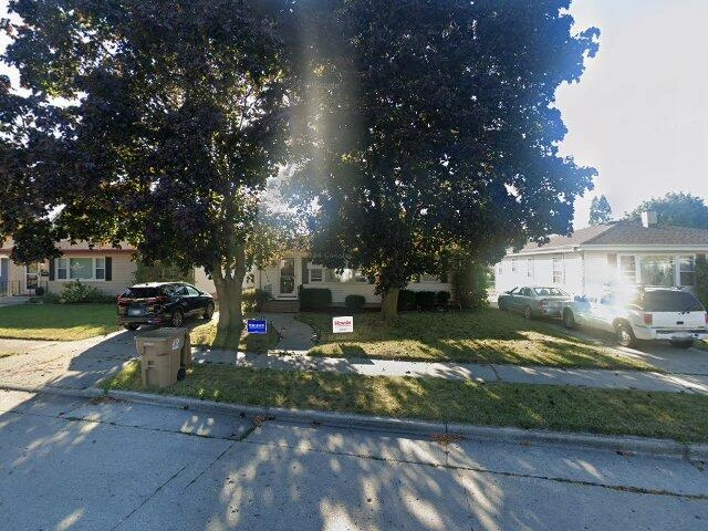 House image located at Kenosha, WI 53142