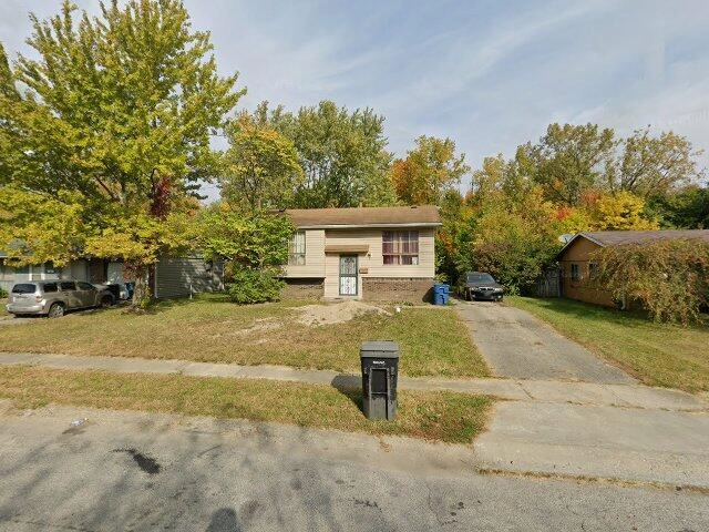 House image located at Indianapolis, IN 46235