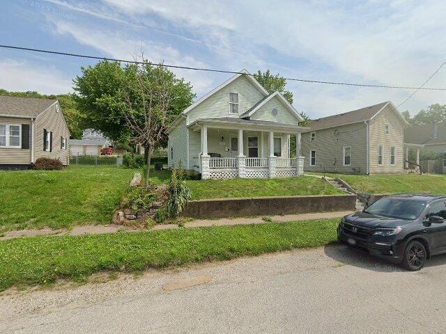 House image located at Muscatine, IA 52761