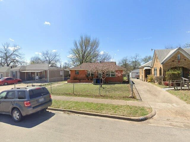 House image located at Dallas, TX 75216