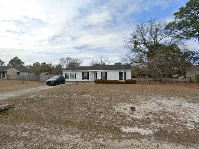 House image located at Hubert, NC 28539