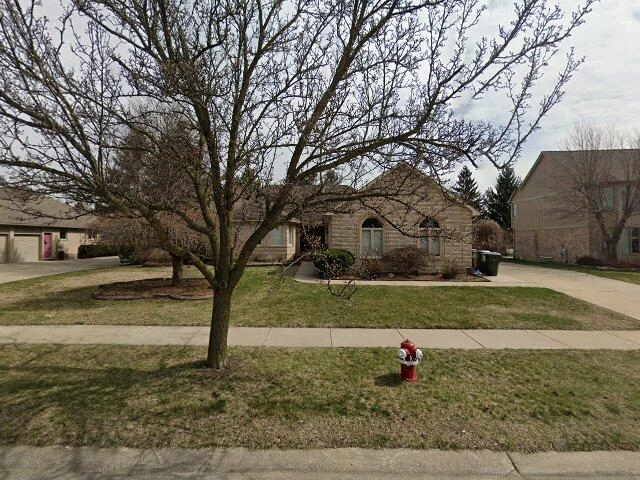 House image located at Utica, MI 48315