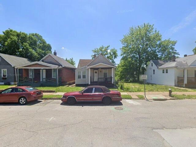 House image located at Saint Louis, MO 63116