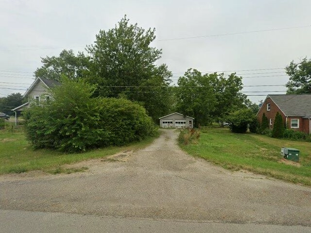 House image located at Louisville, OH 44641