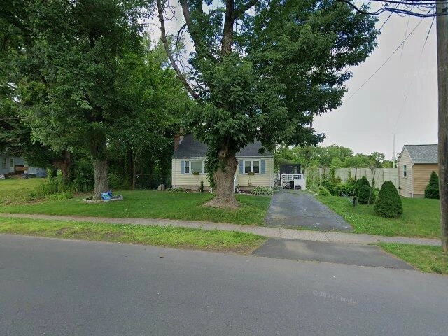 House image located at Windsor, CT 06095