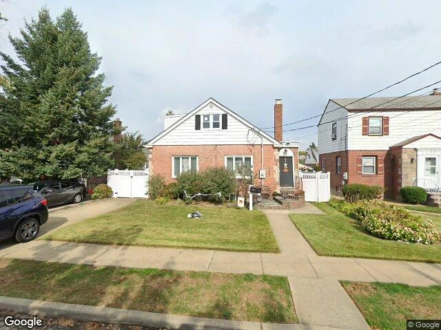 House image located at Franklin Square, NY 11010