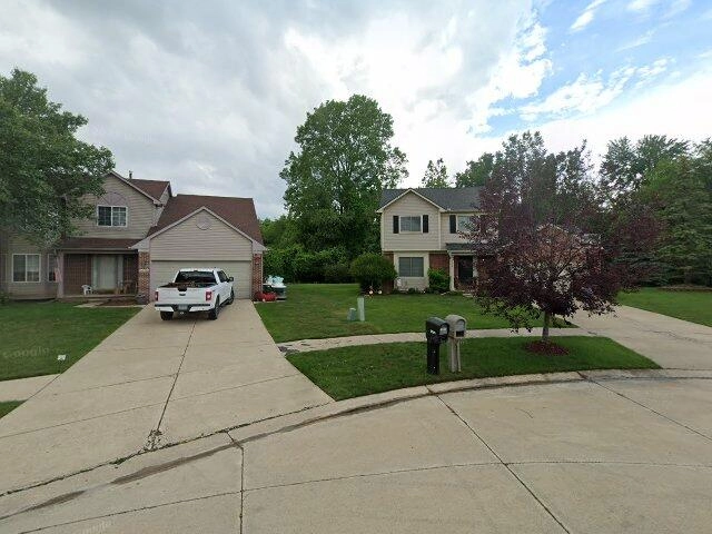 House image located at Belleville, MI 48111