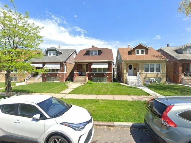 House image located at Chicago, IL 60639