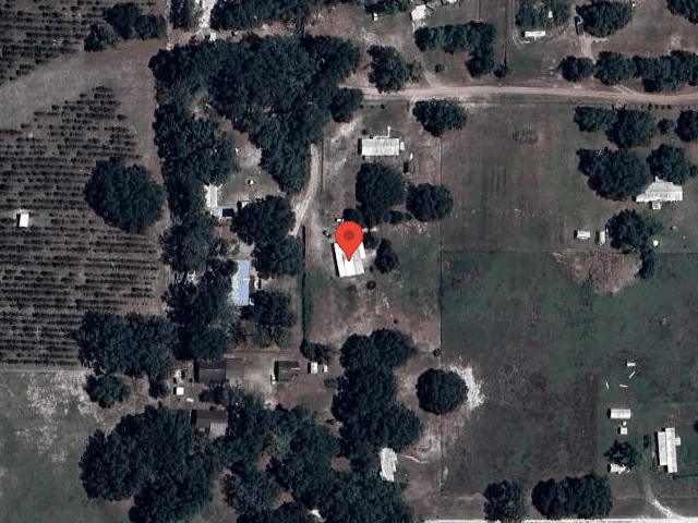 House image located at Lake Panasoffkee, FL 33538