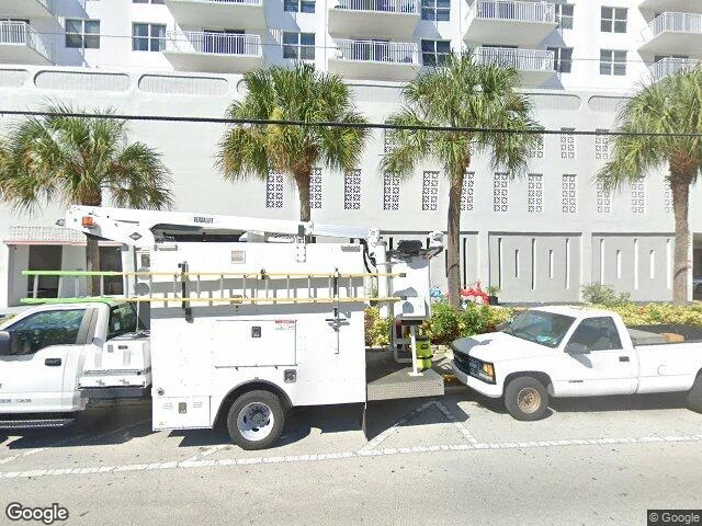 House image located at Hallandale, FL 33009