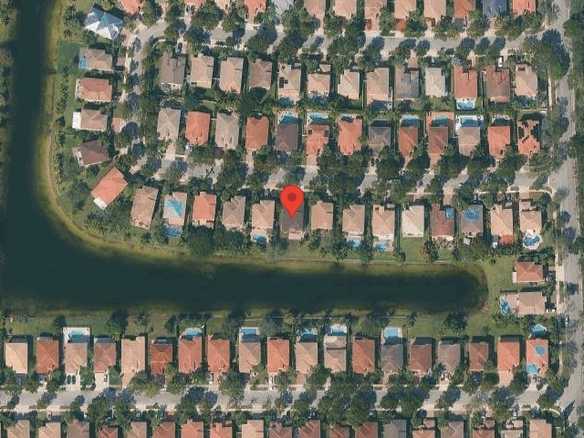 House image located at Hollywood, FL 33027