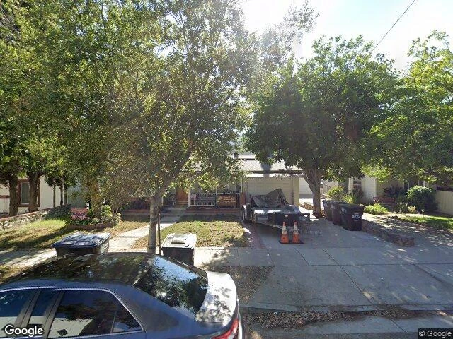 House image located at La Crescenta, CA 91214