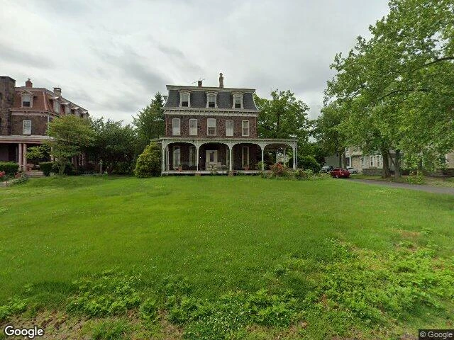 House image located at Riverton, NJ 08077