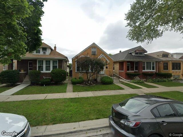 House image located at Chicago, IL 60630