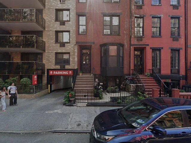 House image located at New York, NY 10011