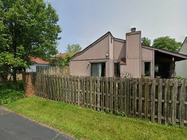 House image located at Avon, IN 46123