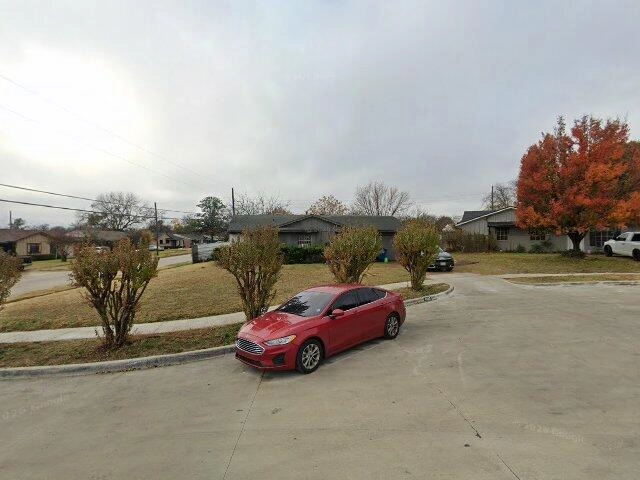 House image located at Dallas, TX 75241