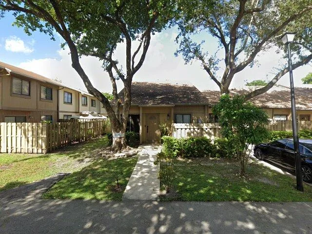 House image located at Miami, FL 33179