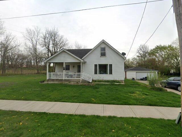 House image located at Saint John, IN 46373