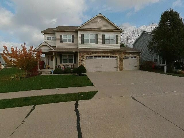 House image located at Willoughby, OH 44094