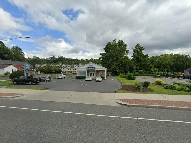 House image located at Brookfield, CT 06804