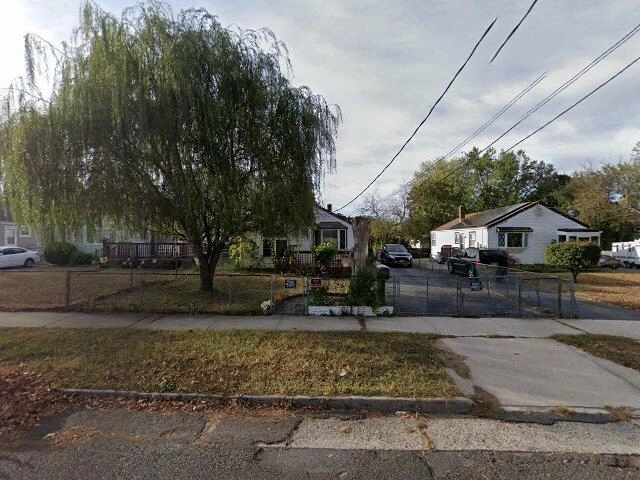 House image located at Vineland, NJ 08360