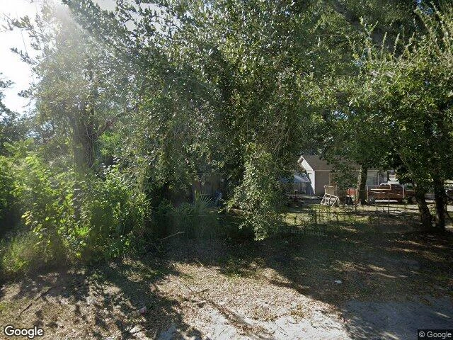 House image located at Tampa, FL 33605