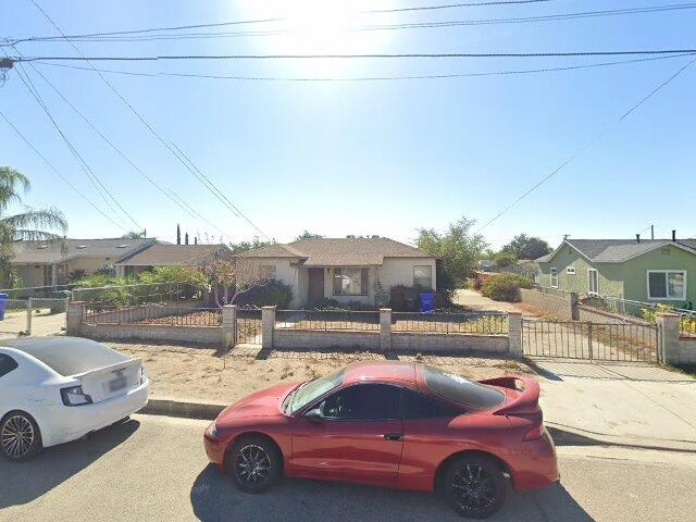 House image located at Fontana, CA 92335