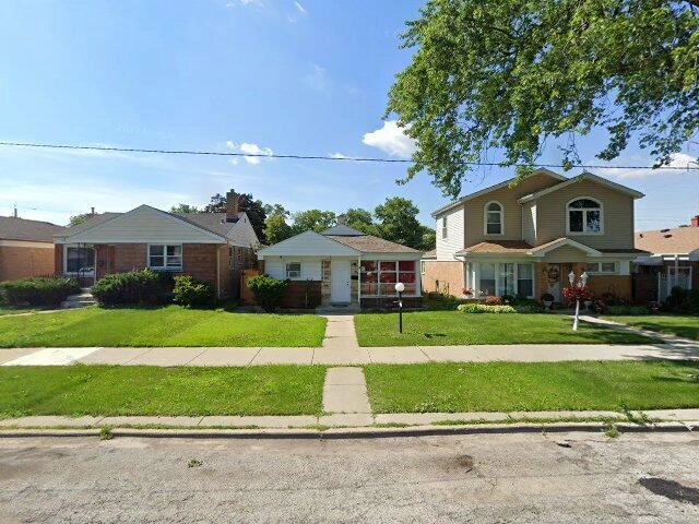 House image located at Chicago, IL 60652
