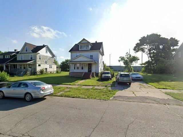 House image located at Detroit, MI 48214