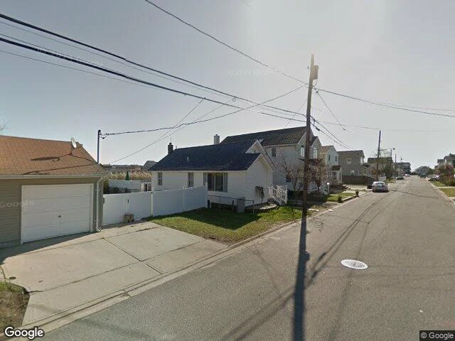 House image located at Lindenhurst, NY 11757