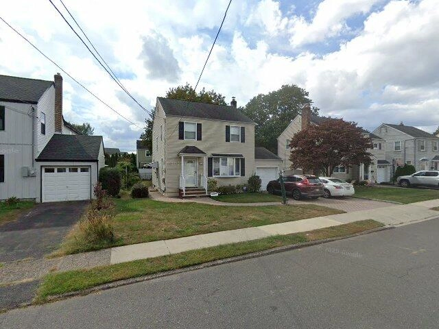 House image located at Deep River, CT 06417