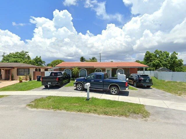 House image located at Miami, FL 33144