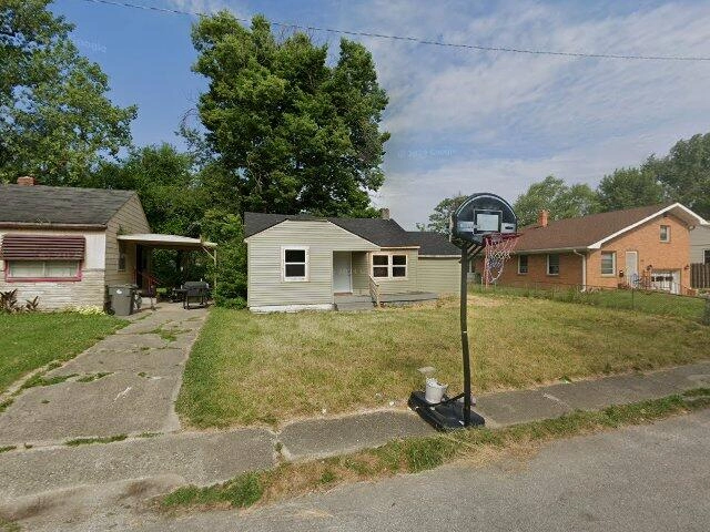 House image located at Indianapolis, IN 46218