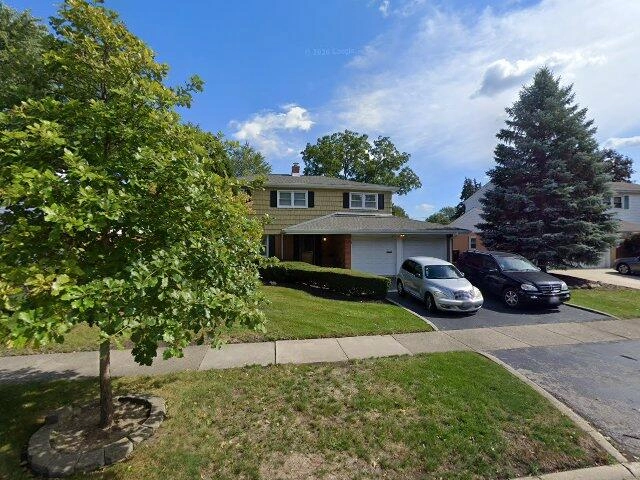 House image located at Arlington Heights, IL 60004