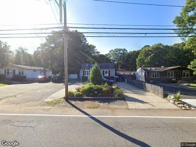 House image located at Bay Shore, NY 11706