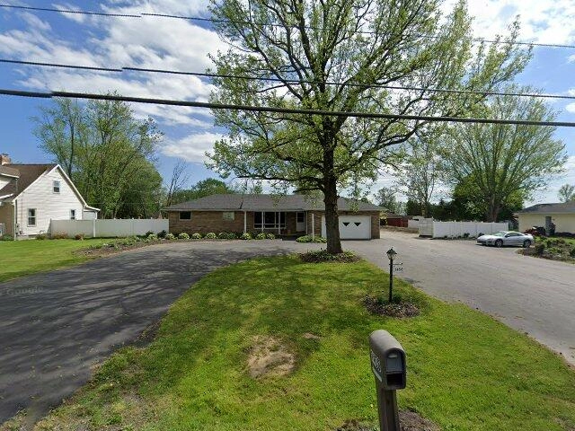 House image located at Akron, OH 44306