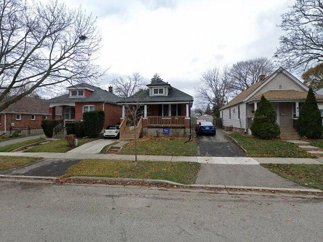 House image located at Holbrook, MA 02343